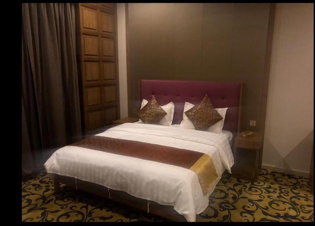 利雅德Hosta Al Yasmin公寓式酒店 外观 照片