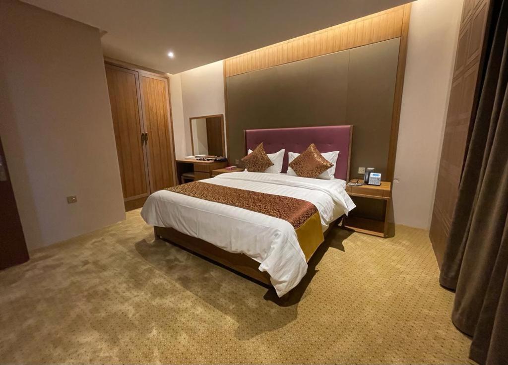 利雅德Hosta Al Yasmin公寓式酒店 外观 照片
